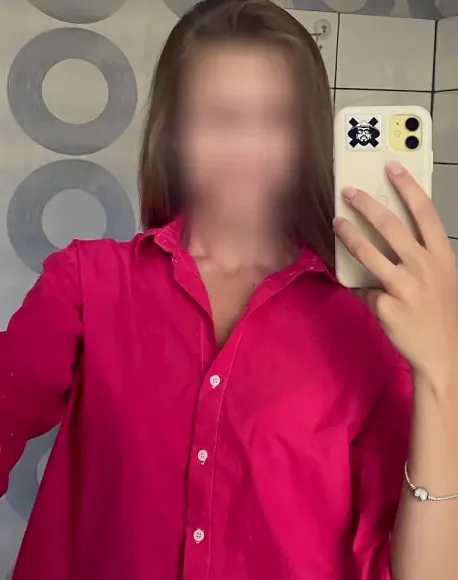 Fatma, 27