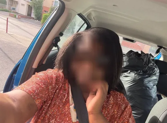 Jacqueline, 28
