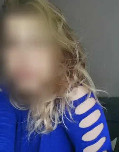 Janina, 36