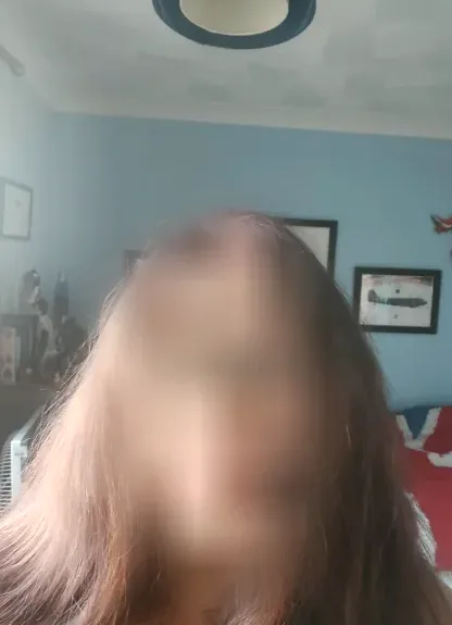 Katrin, 24