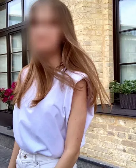 Kim, 23