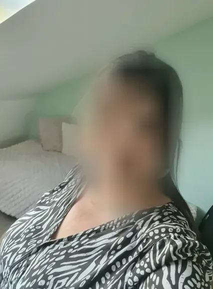 Marie, 40