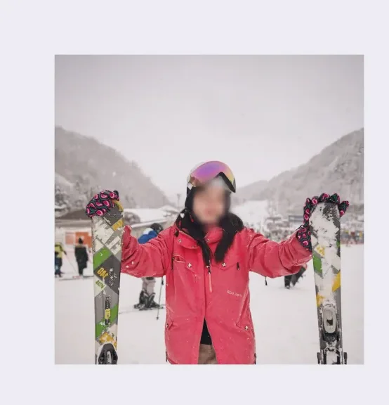 Melanie, 33
