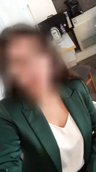 Pauline, 27