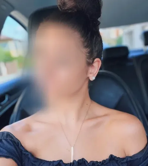 Romy, 25