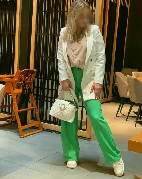 Yasmin, 38